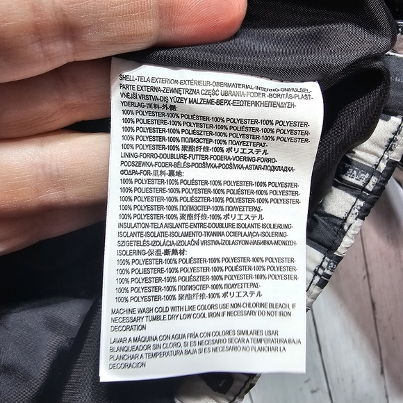 Vans Women's Grey & Black Limestone Winter Puffer Jacket Size Small Pockets. - Picture 7 of 7